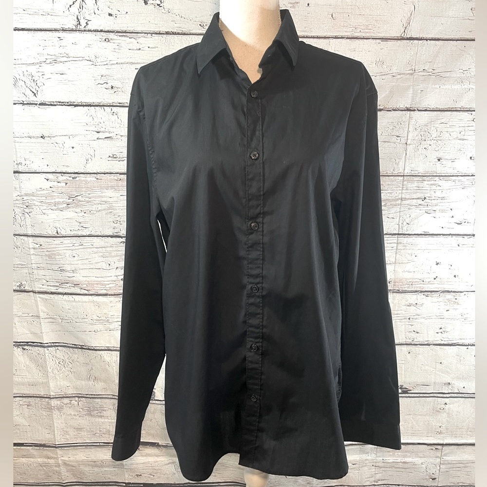 H&M Men's Black Button Down Shirt Easy Iron-Large